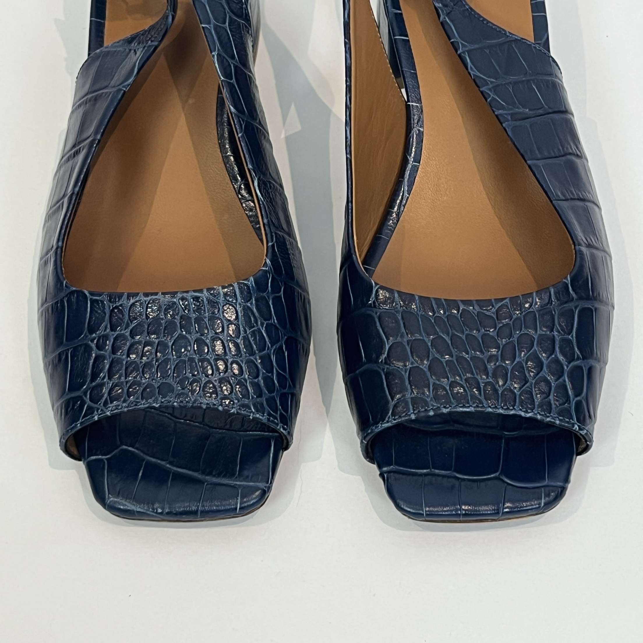 415 Navy Mock Croc Slingback Sandals - Brand New - Size 37