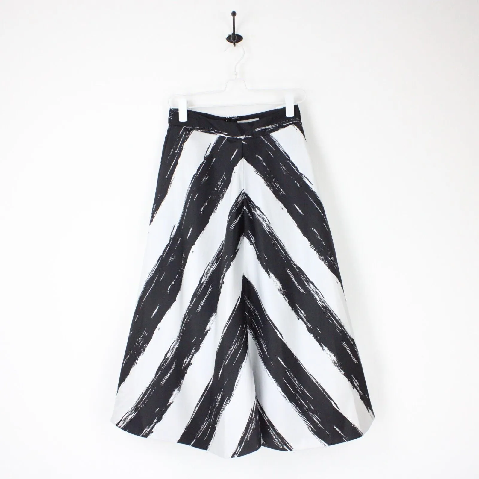 Black and White Chevron Midi Skirt for Women, Size Small