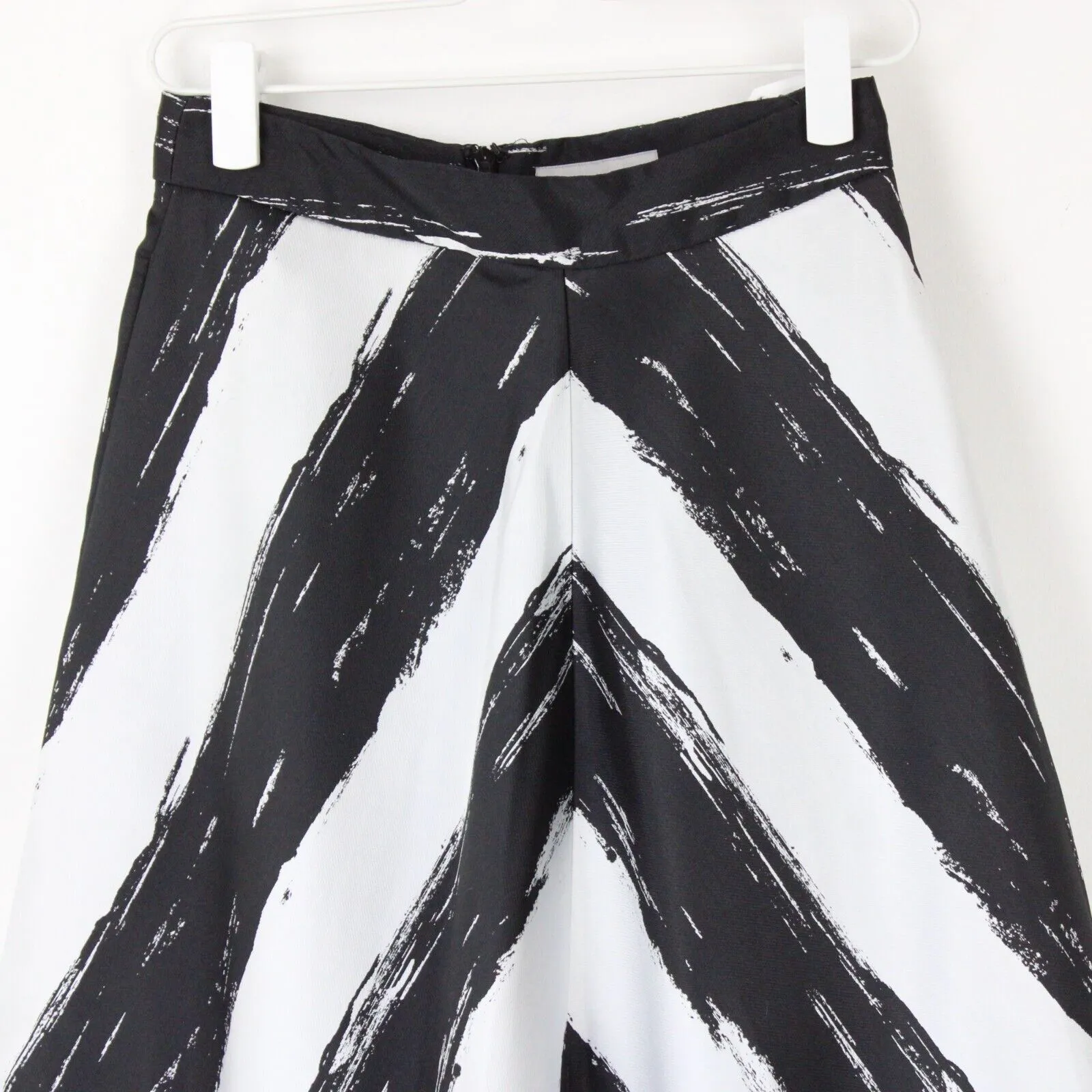 Black and White Chevron Midi Skirt for Women, Size Small