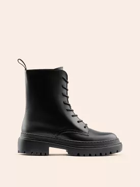 Black Leather Boot from Belluno.