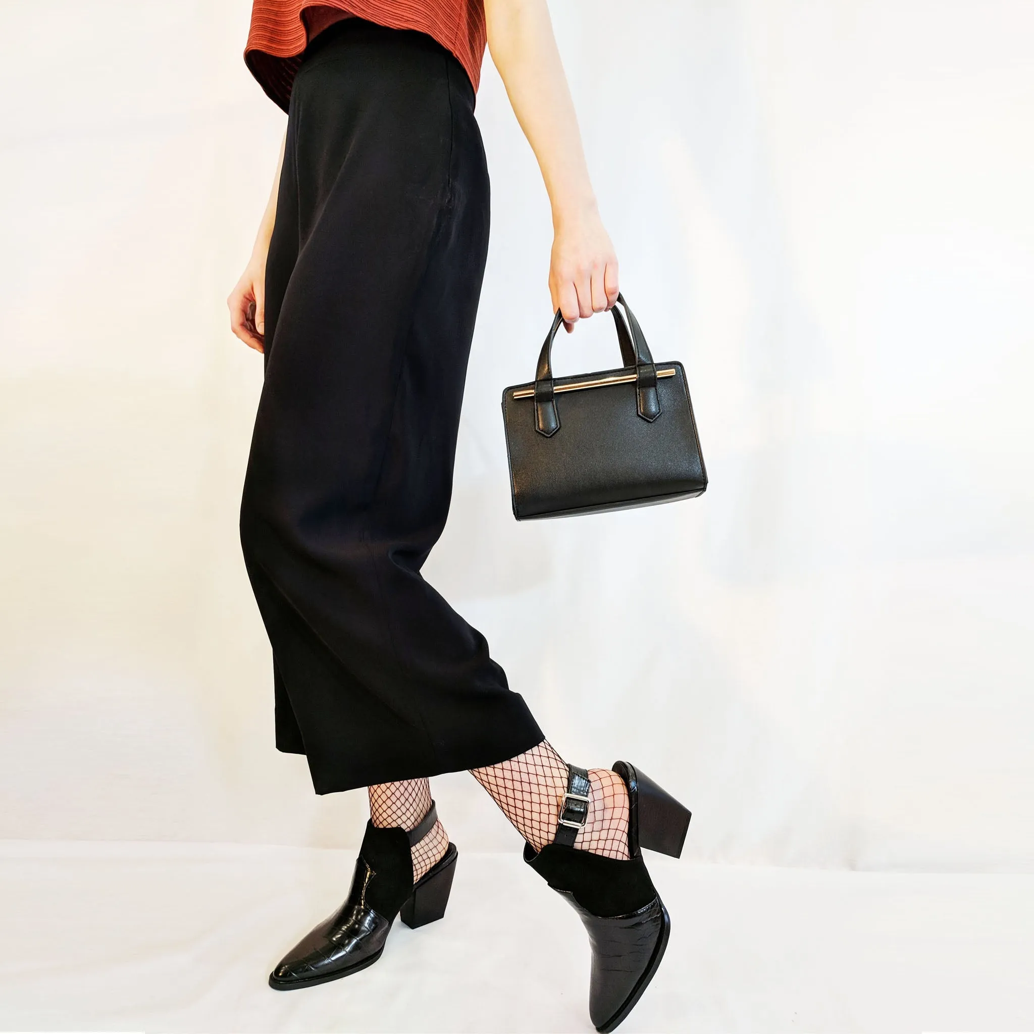 WIDE LEG BLACK CULOTTES