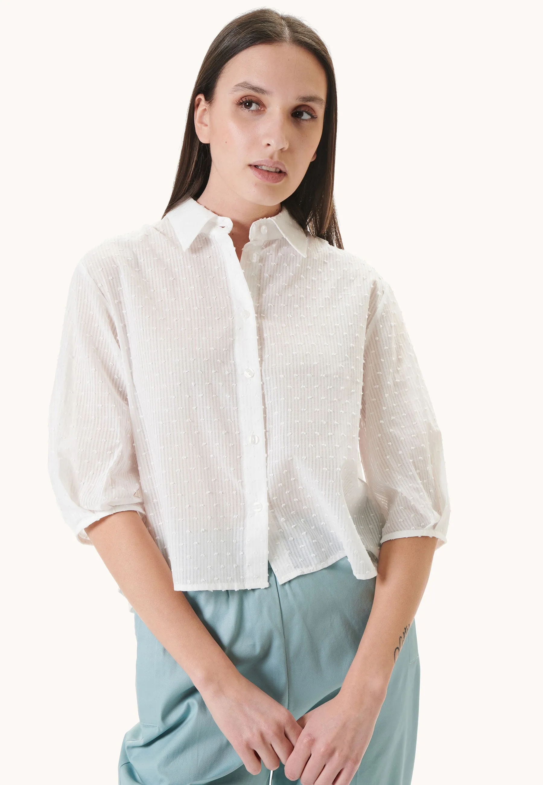 Cropped plumetis shirt