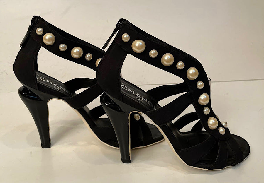 Chanel Black Sandal Heels with Pearl Trim Size EU 37.5 US 6.5/7 Narrow