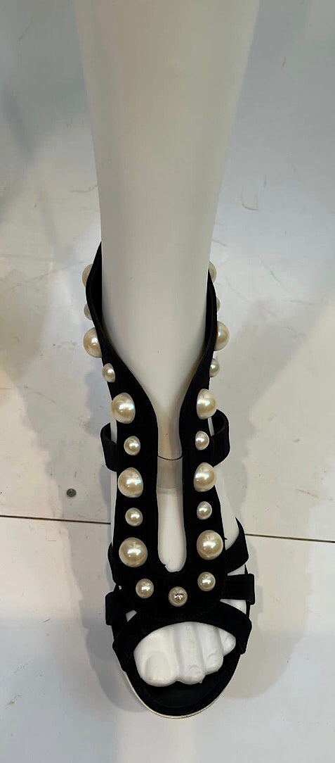 Chanel Black Sandal Heels with Pearl Trim Size EU 37.5 US 6.5/7 Narrow