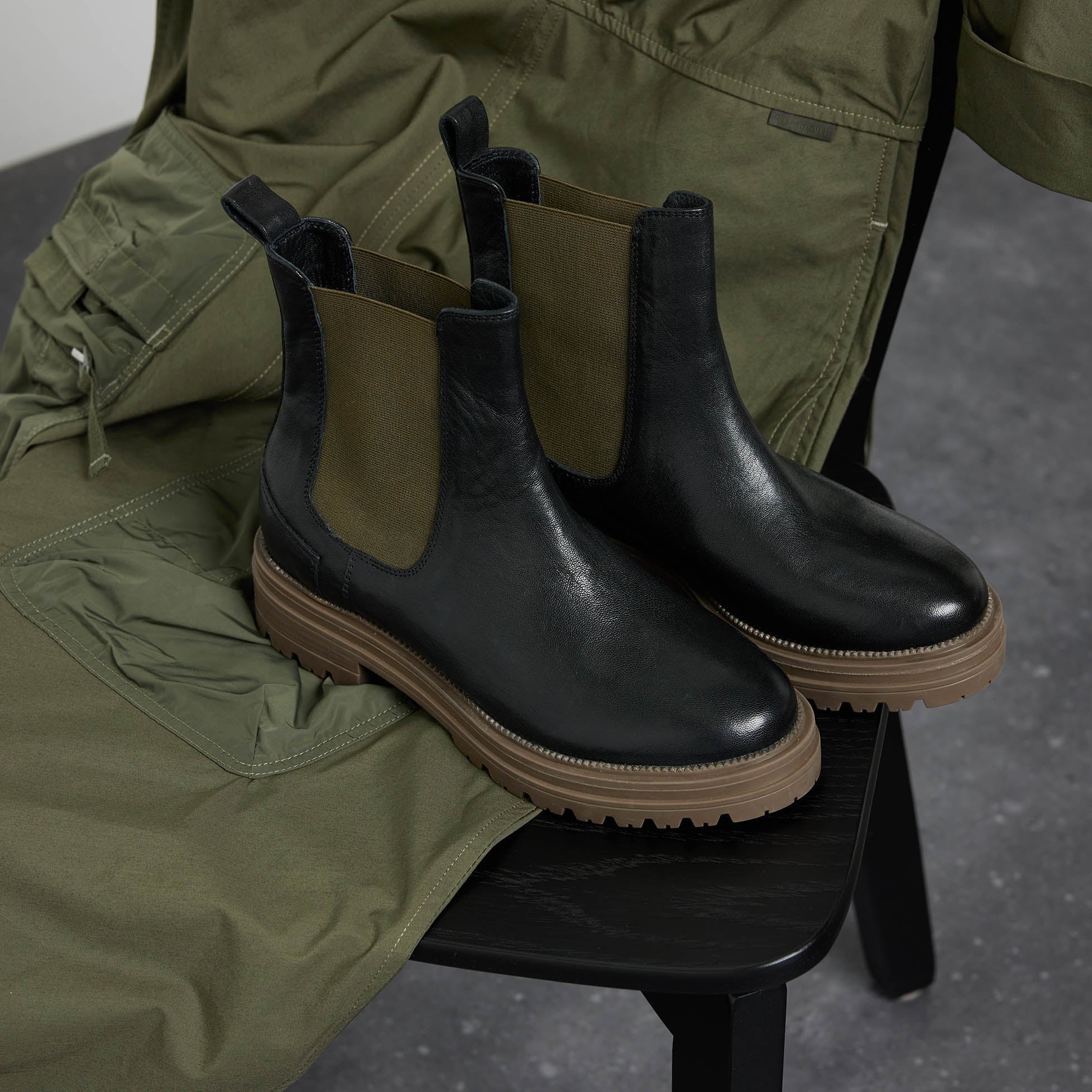 Chelsea Boots Khaki-Black 85.417