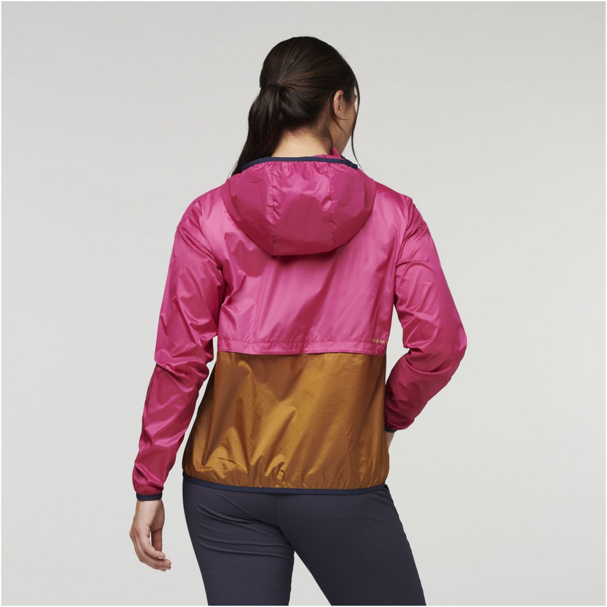 Cotopaxi Teca Windbreaker - Women's Lifestyle Half-Zip Wind Jacket