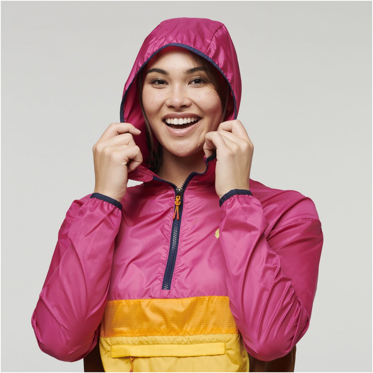 Cotopaxi Teca Windbreaker - Women's Lifestyle Half-Zip Wind Jacket