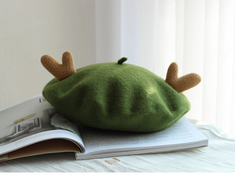 Cute Christmas beret with antler design - BY51011