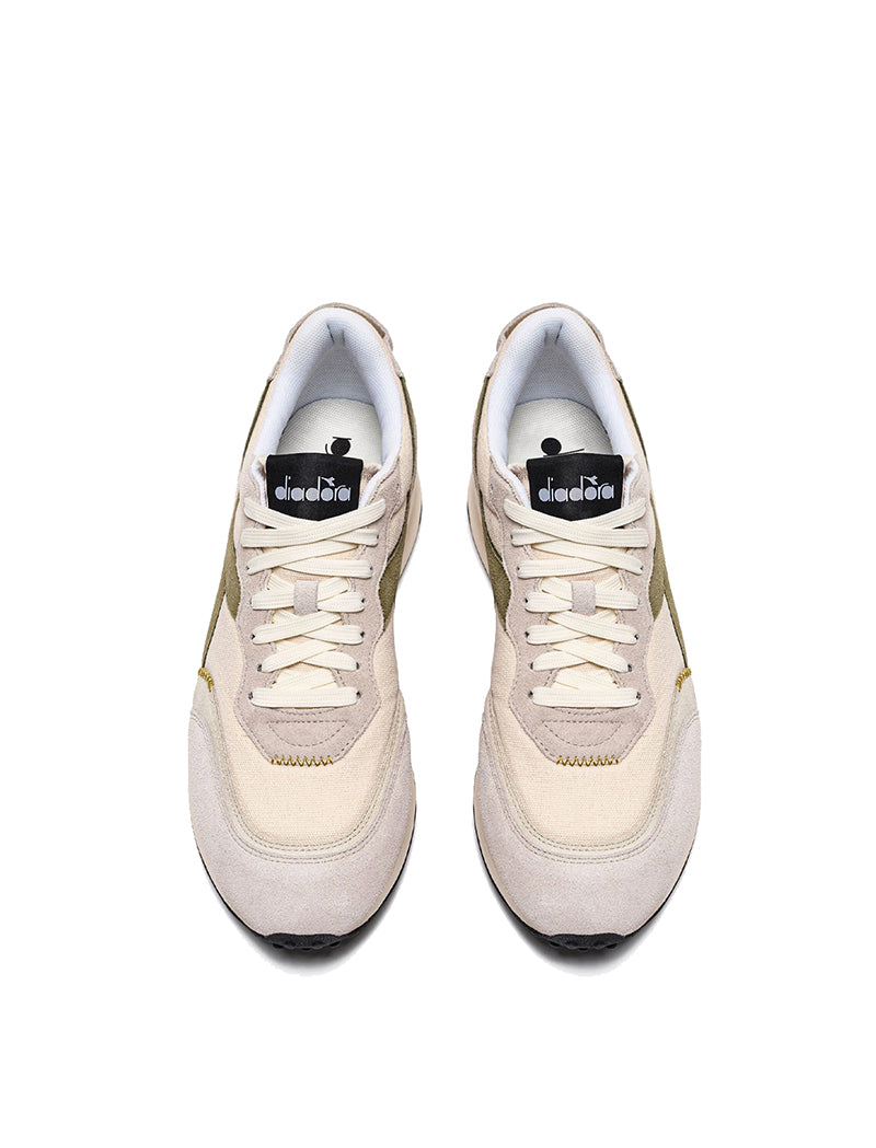 Diadora Women's Race Suede SW Trainer - Pristine/Whitecap Gray.