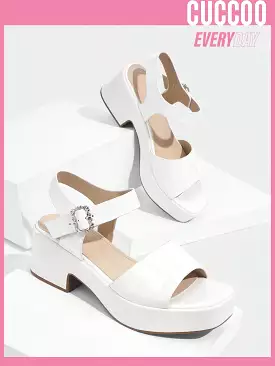 Fashionable Square Toe Slingback Sandals with Rhinestone Buckle, Lightweight for Spring and Summer Commuting.