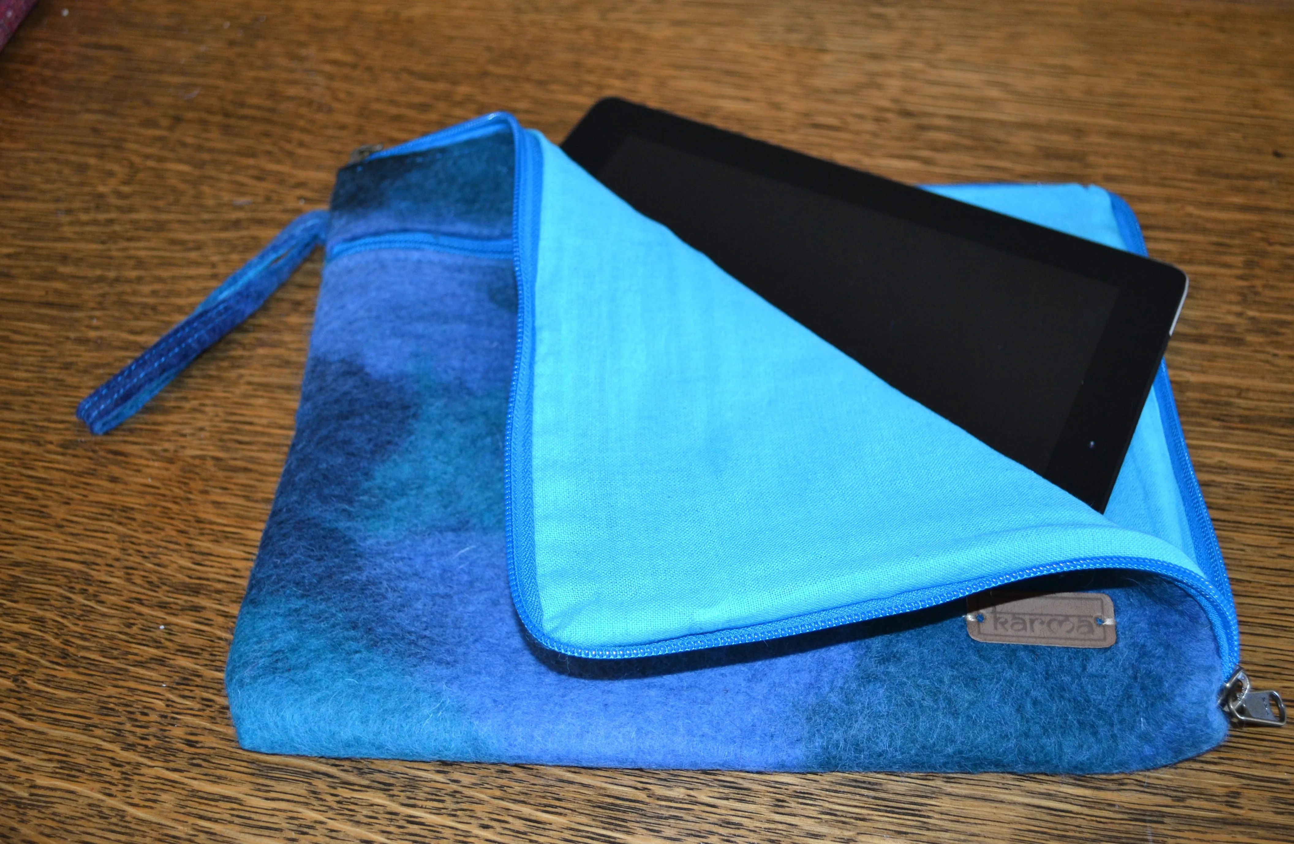 Laptop Sleeve Made of Felt 