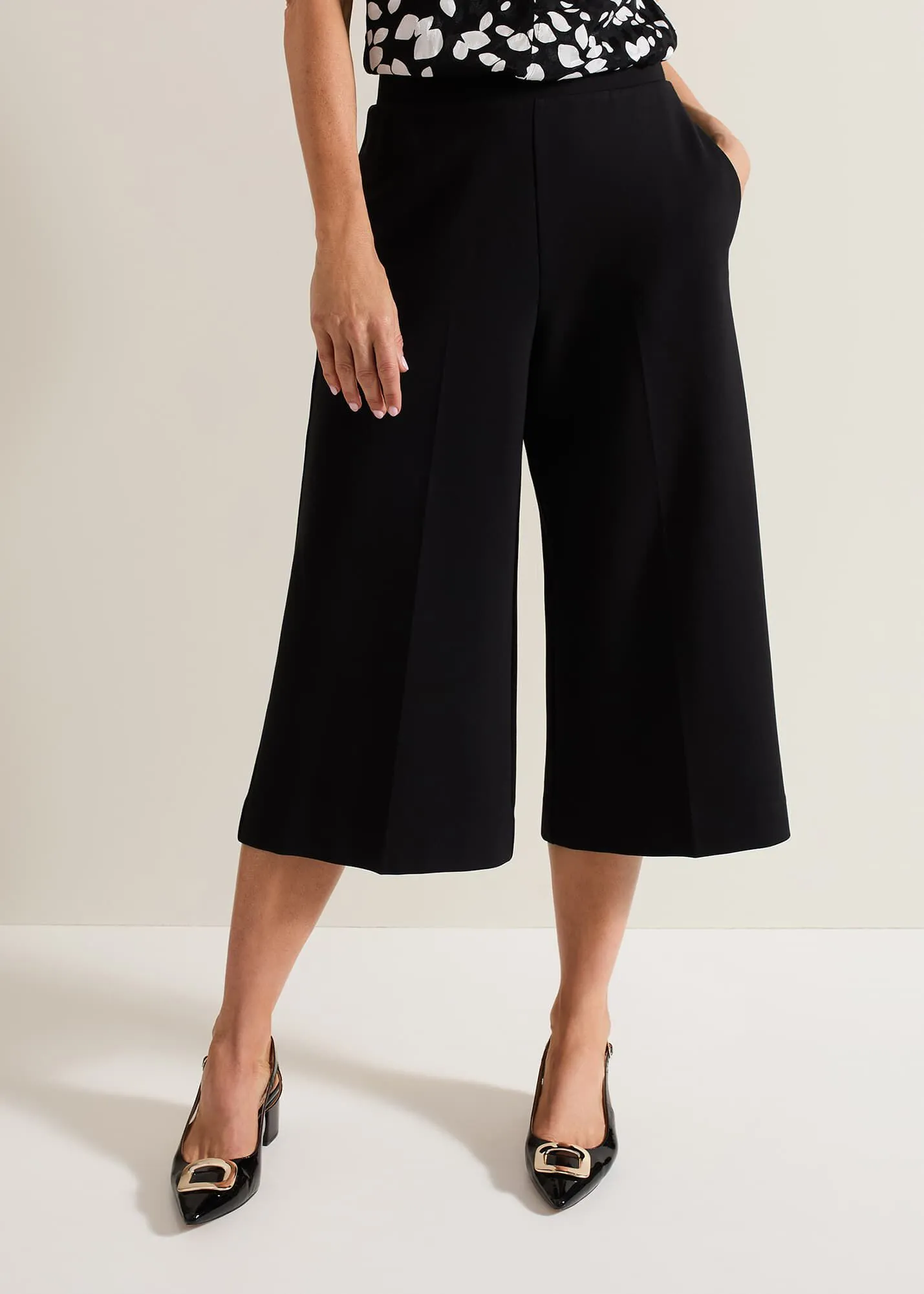 Black Ponte Culottes - Lori