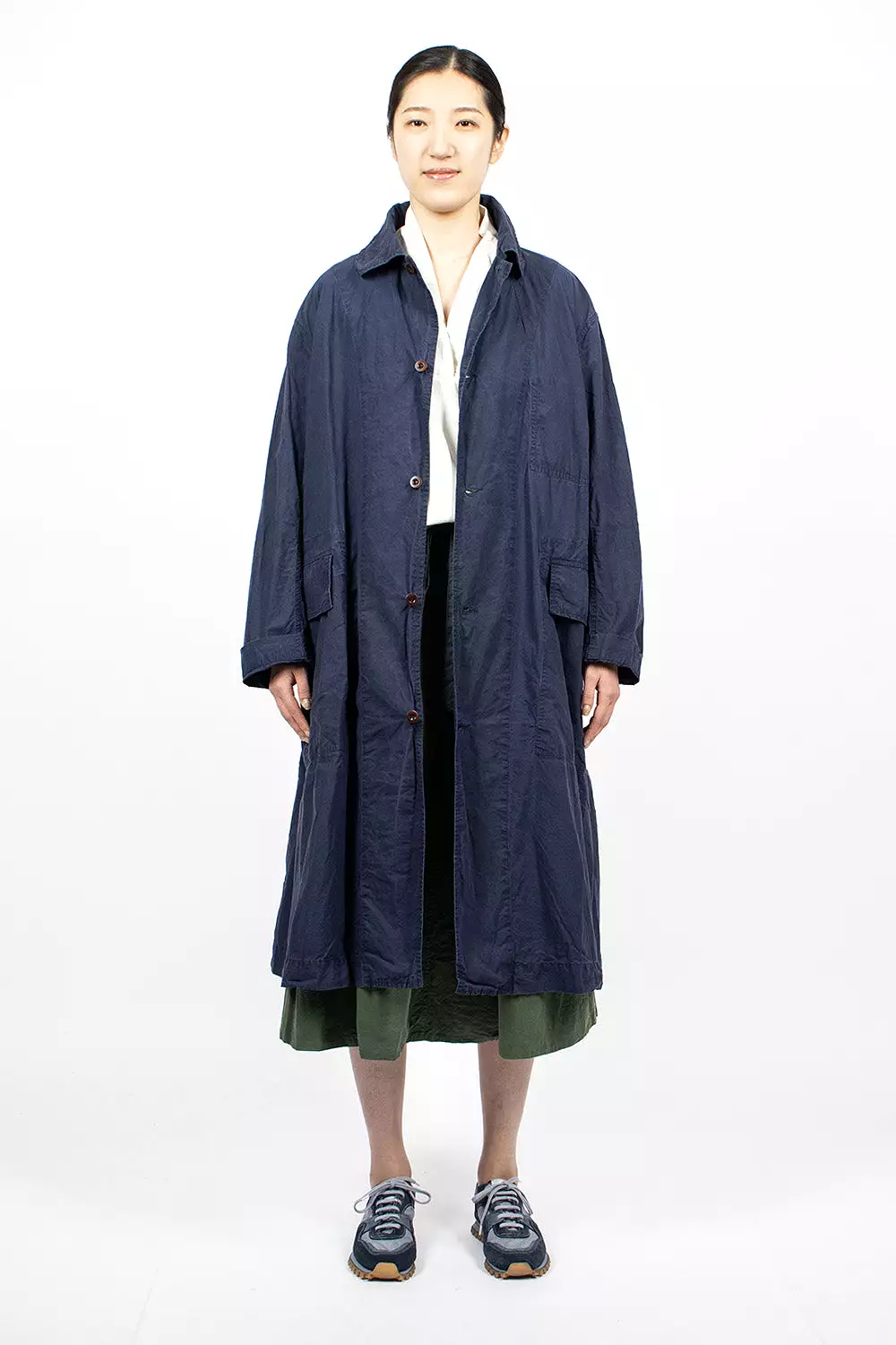 M Coat Navy - a stylish and versatile navy coat - perfect for all occasions.