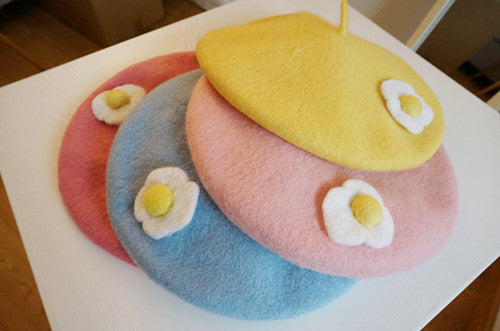 Macaroon Egg Beret