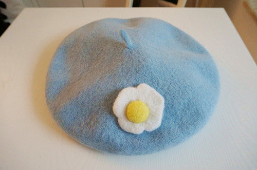 Macaroon Egg Beret