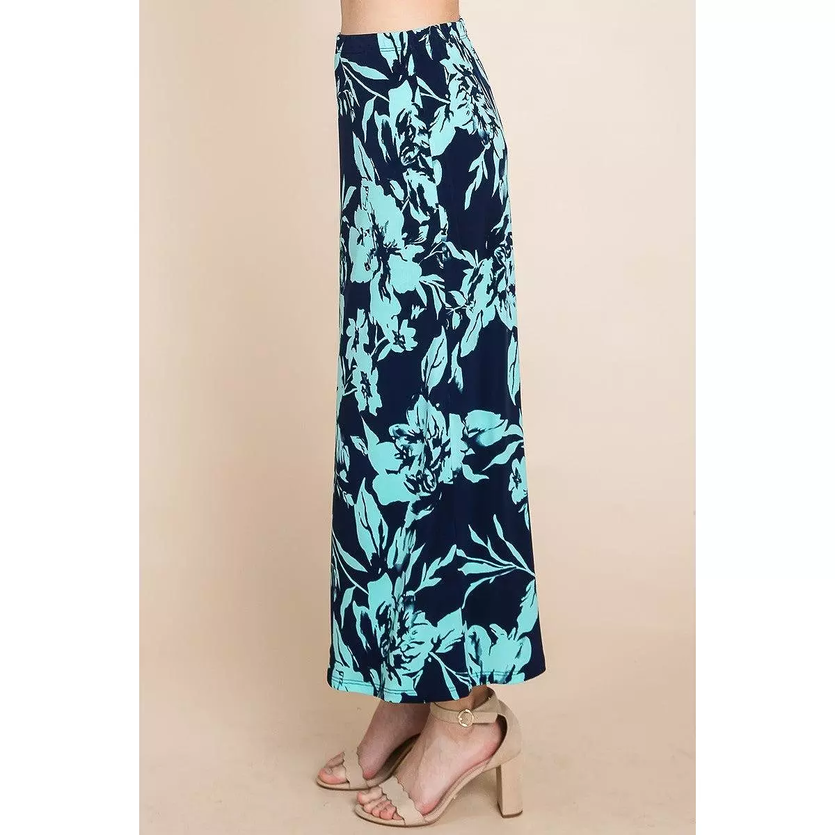 Maxi Skirt with Elastic Waistband - Floral Print