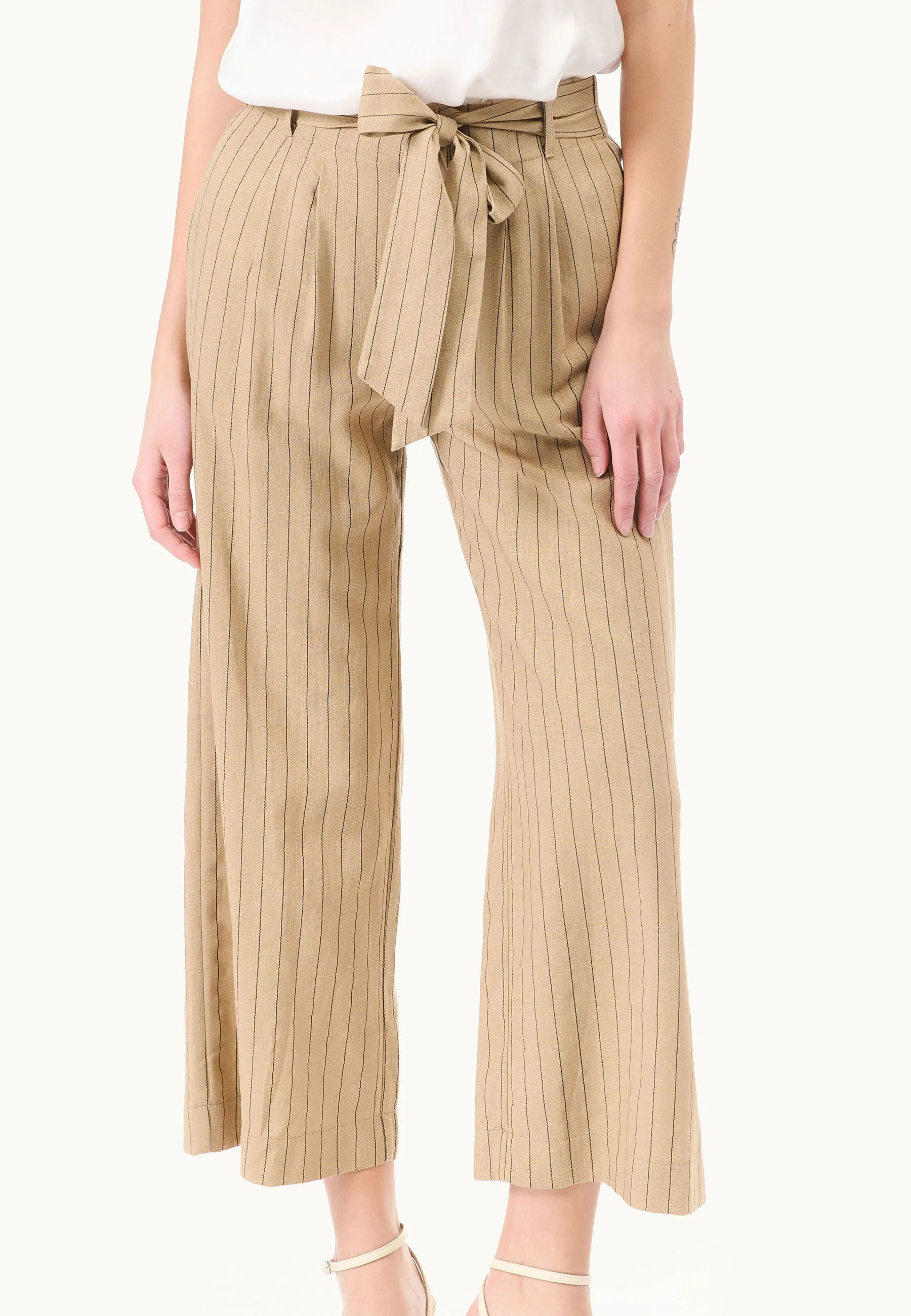 Cropped gessato pants