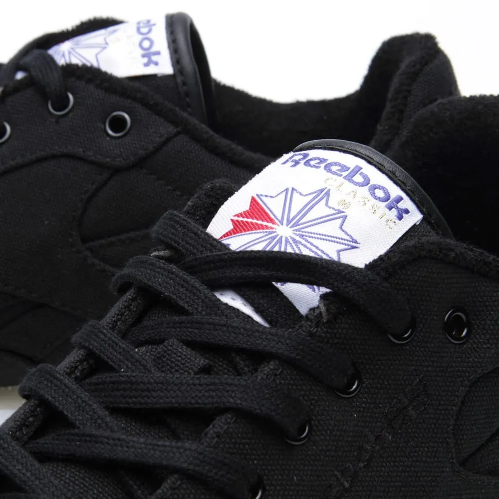 Reebok Classic Lux Textile Black - Stylish and timeless black Reebok sneakers.