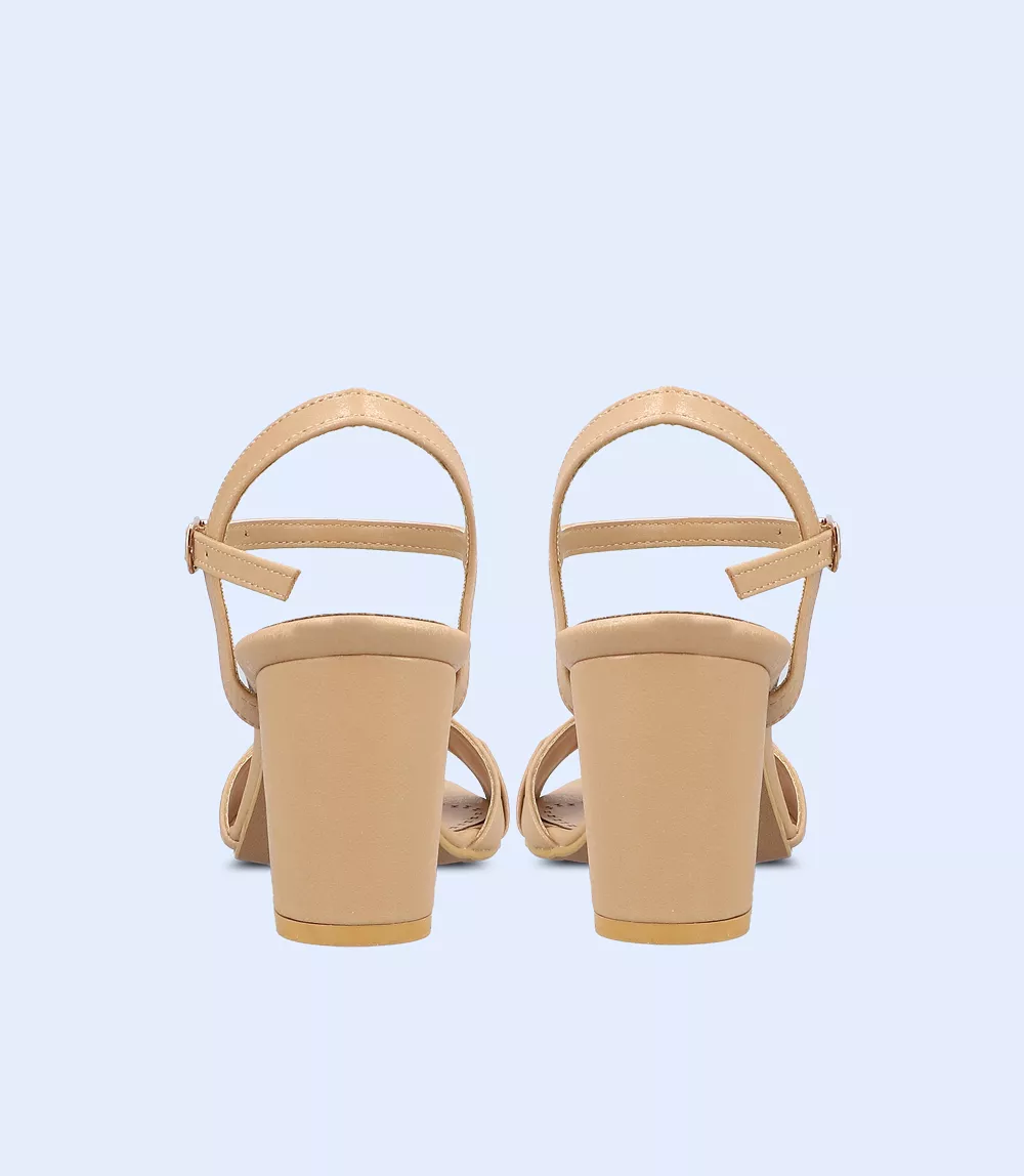 sandal heel for women in tan color