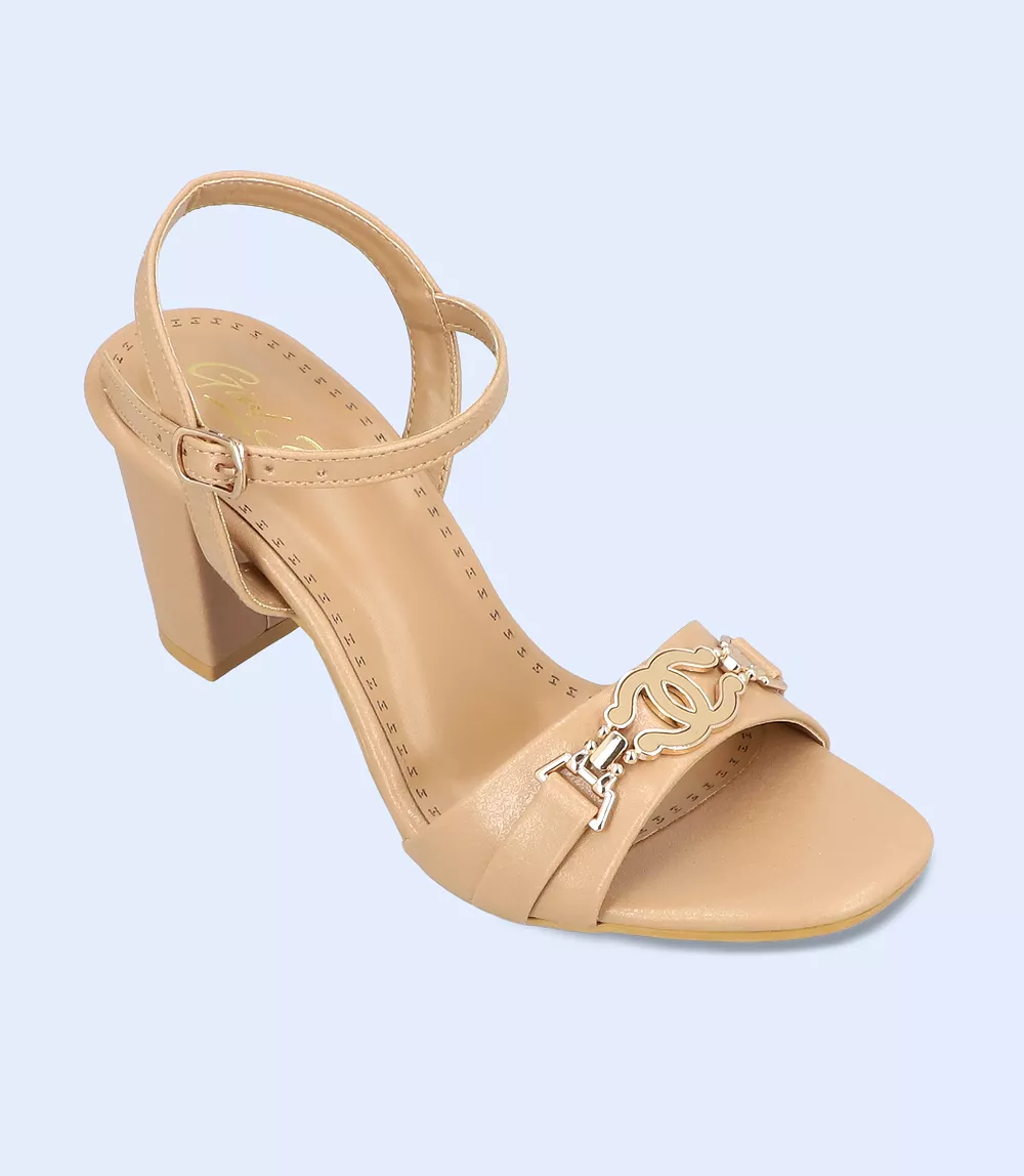 sandal heel for women in tan color