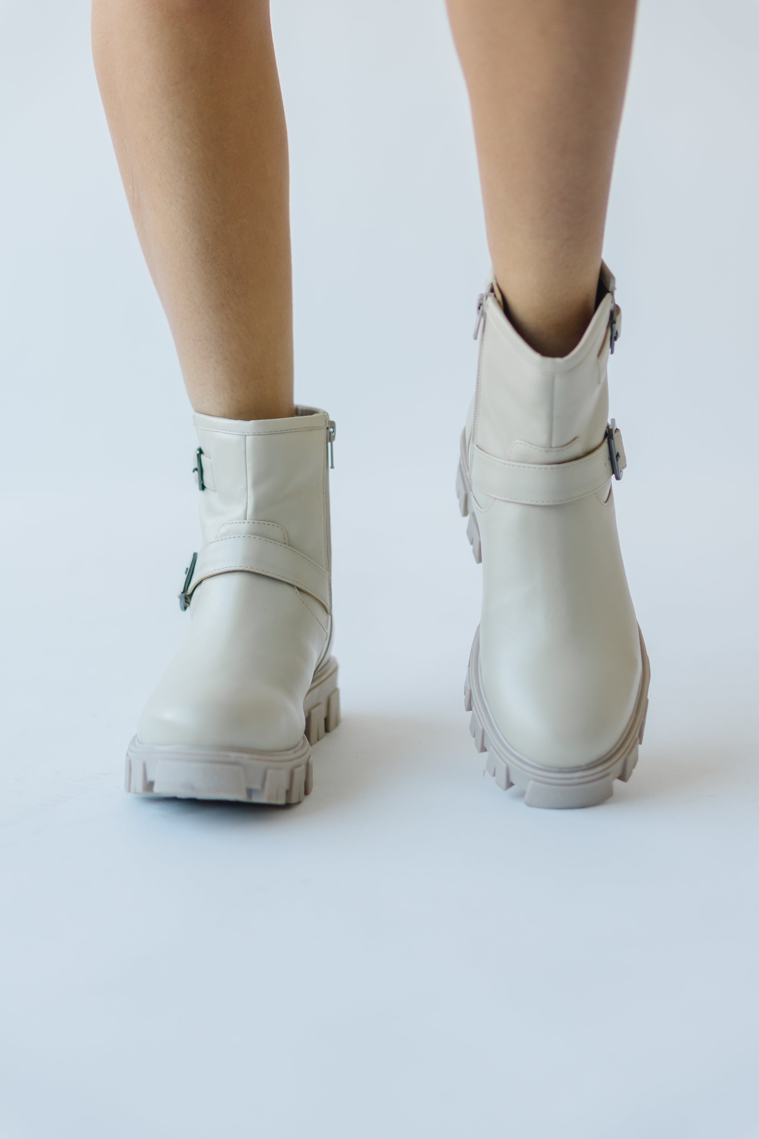 Seychelles Off White Leather Boot - Unbroken, Durable Quality.