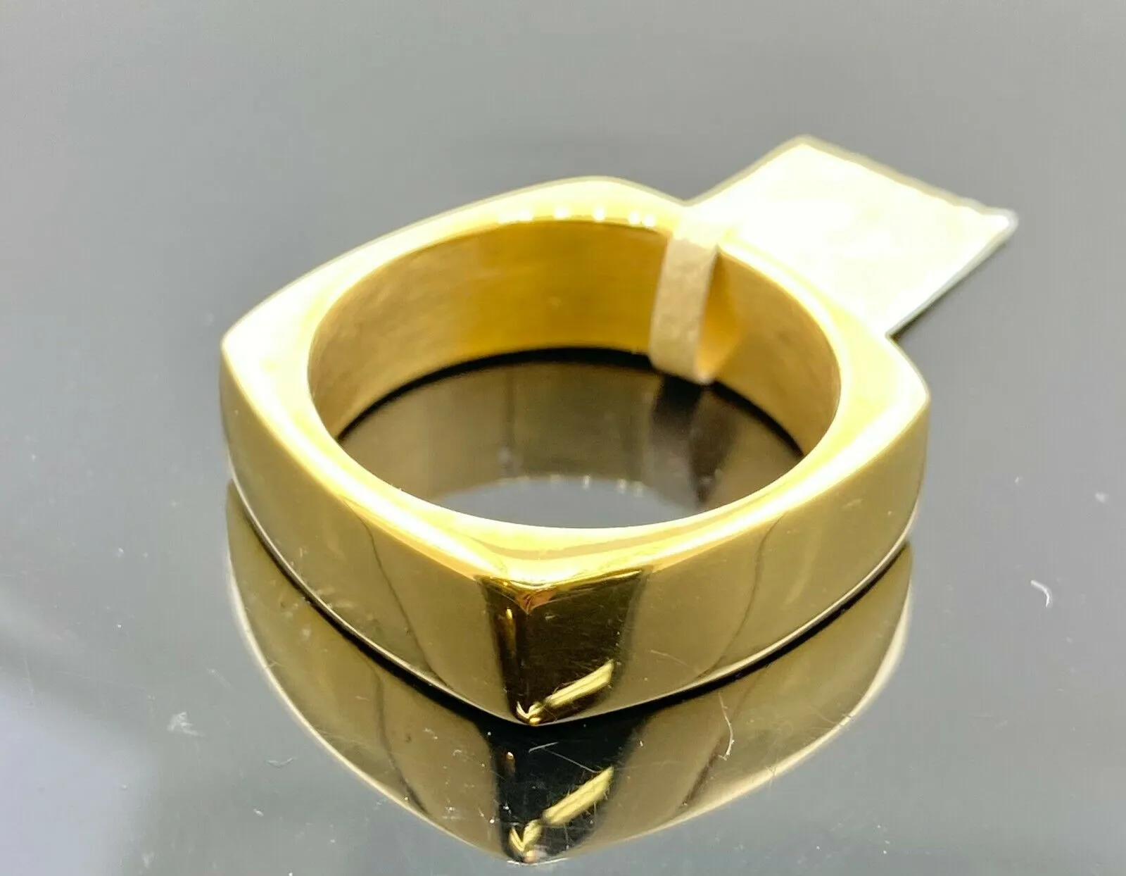 High Polished Comfort fit Square Design Solid Gold Ring SM3