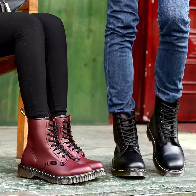 Stylish Leather Unisex Boots - Fashion meets Functionality