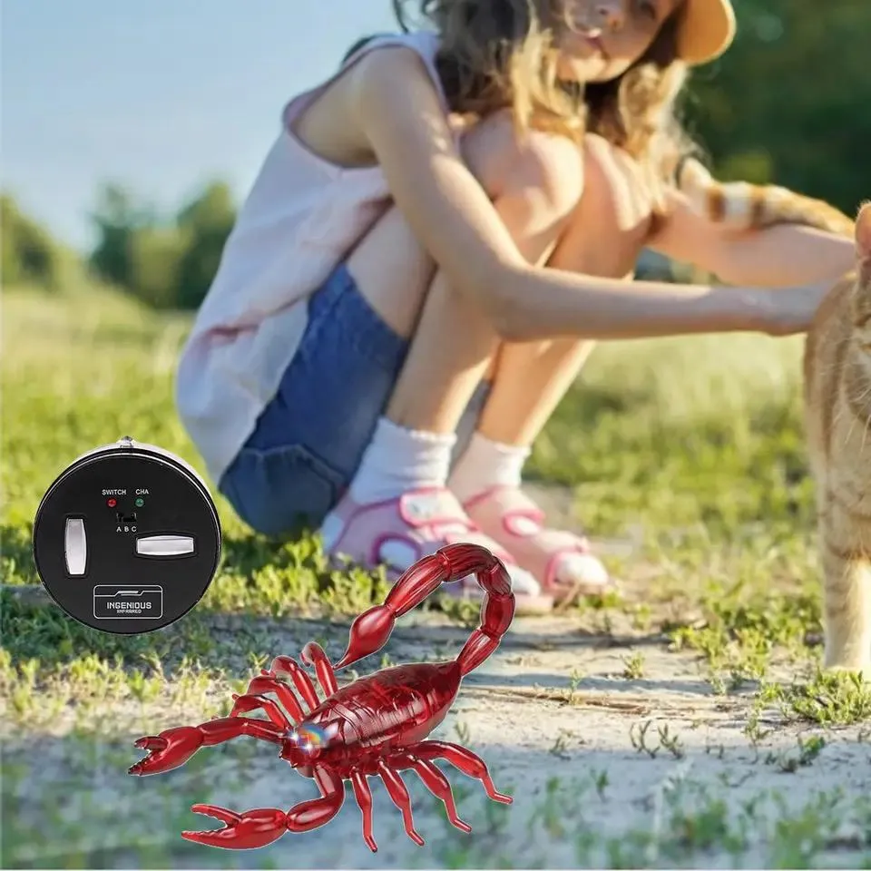 Electric Scorpion Toy with USB Rechargeable Remote Control