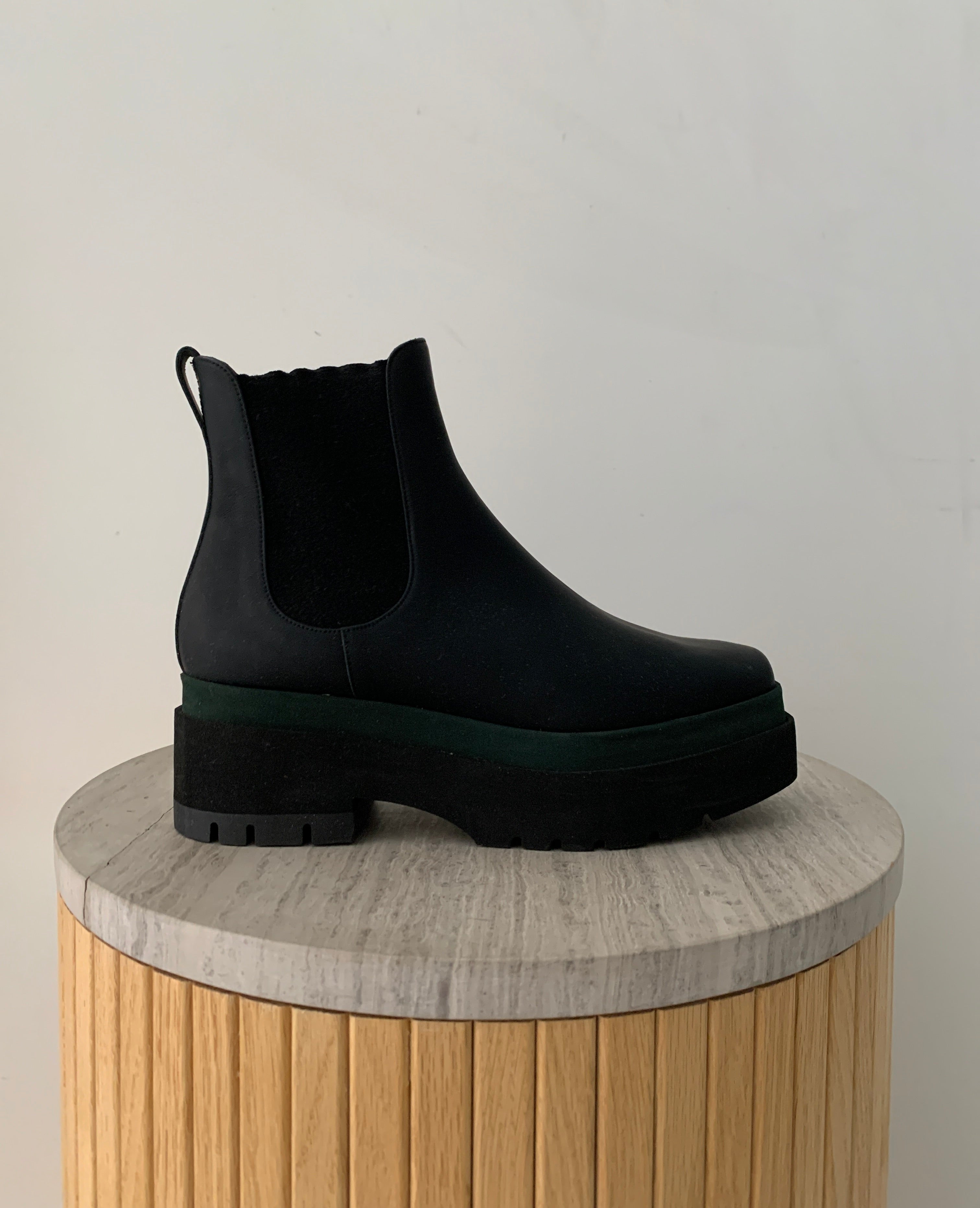 Warehouse Sale - Black Leather Cappucho Boots