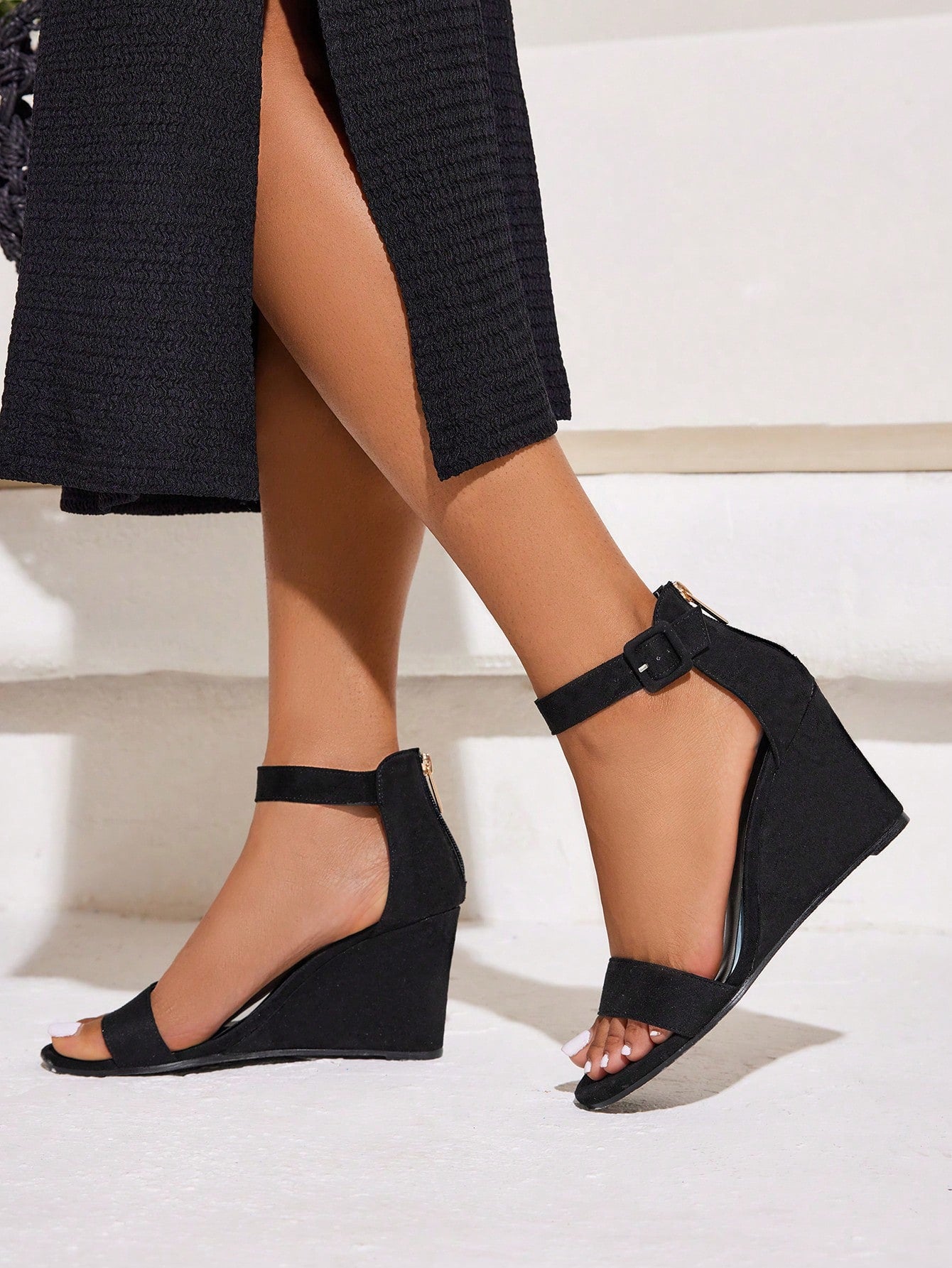 Woman Shoes Fashion Black Ankle Strap Wedge Sandals Spring Summer.